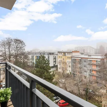 Modern Close To Stadions Apartment Pressburg