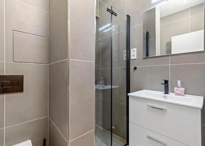 Apartment Modern Close To Stadions